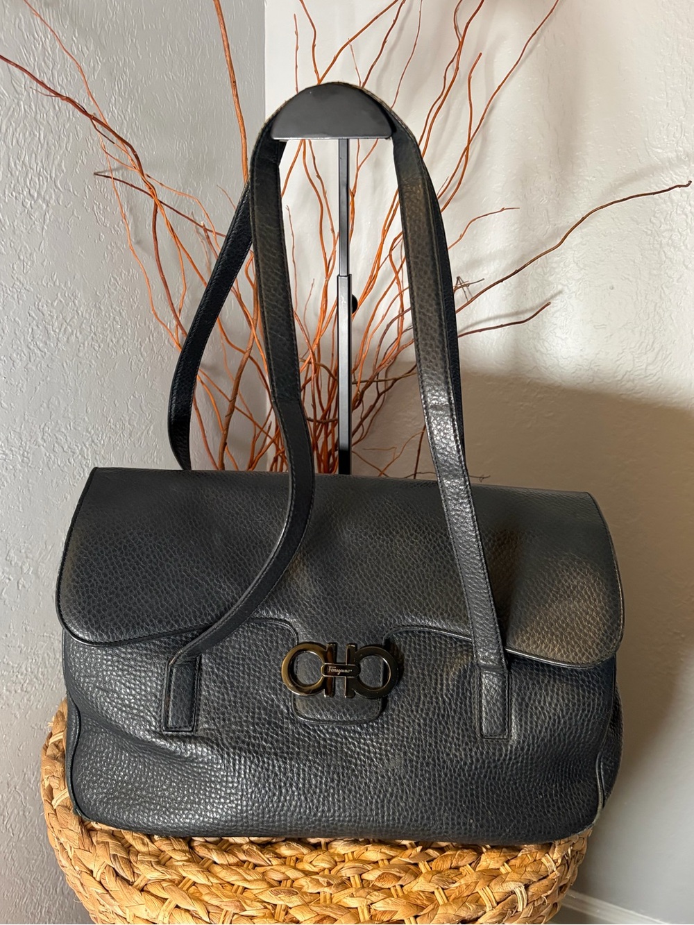 SALVATORE FERRAGAMO PEBBLED LEATHER SHOULDER BAG